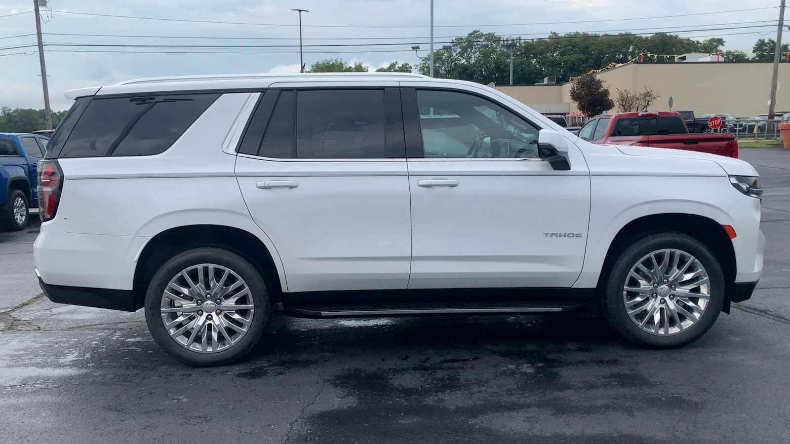 Certified 2023 Chevrolet Tahoe LT w/ LT Signature Package AWD/4WD image 9