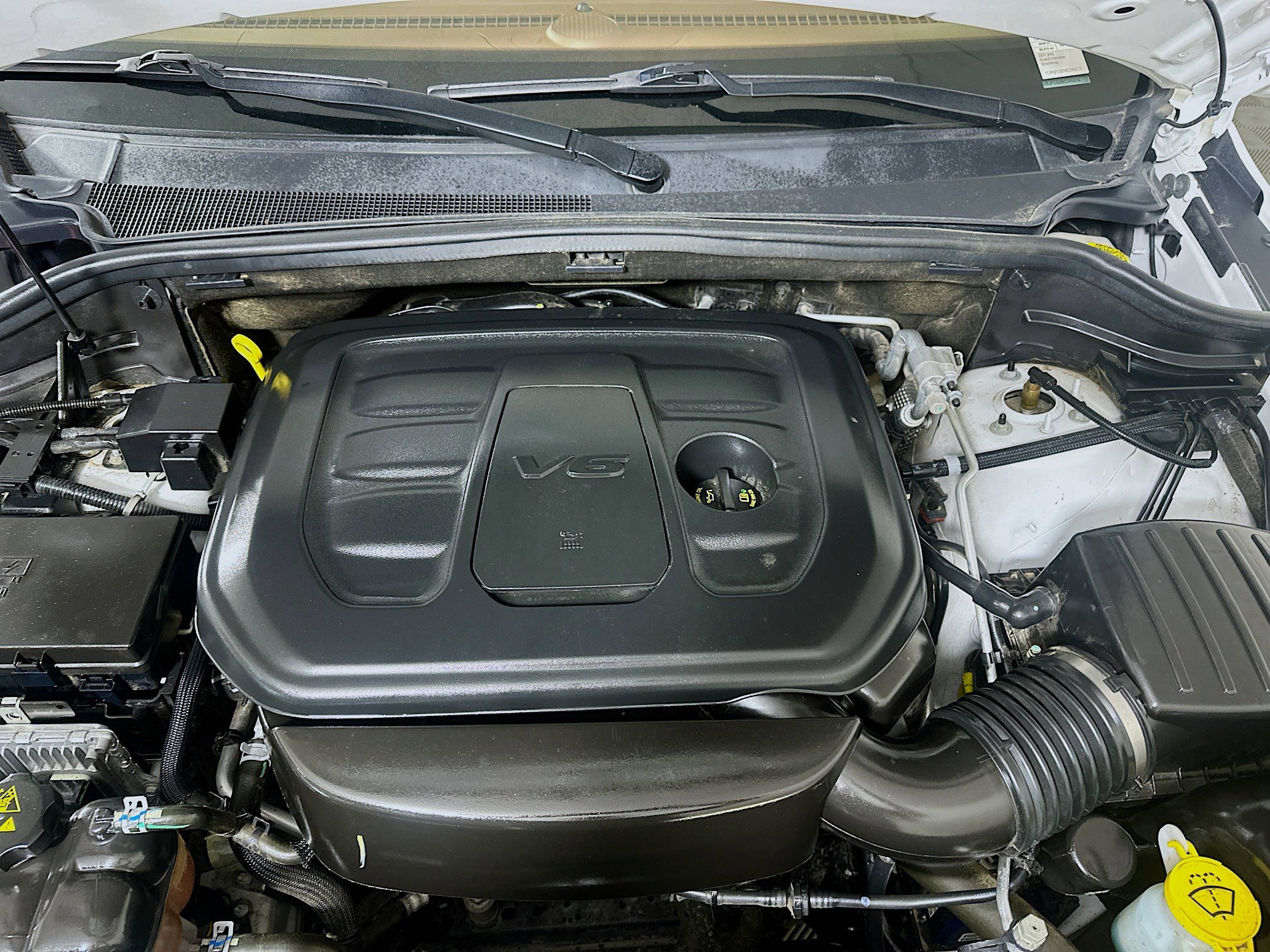 Used 2021 Jeep Grand Cherokee Overland AWD/4WD image 36