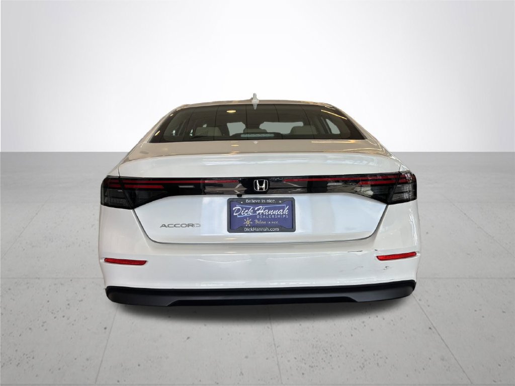 Used 2023 Honda Accord EX image 8