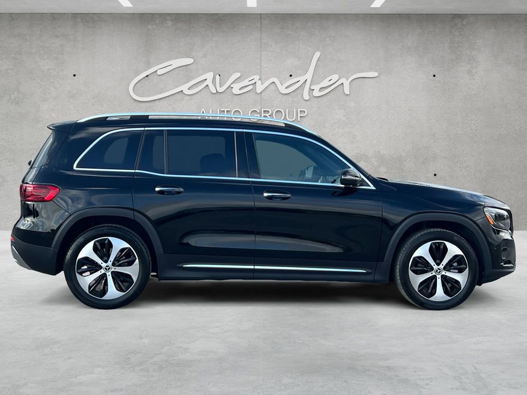 Used 2024 Mercedes-Benz GLB 250 image 17