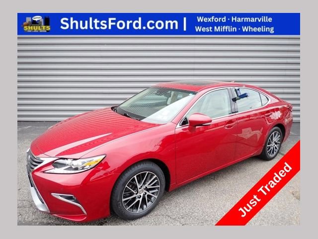 Used 2017 Lexus ES 350 w/ Luxury Package FWD image 1