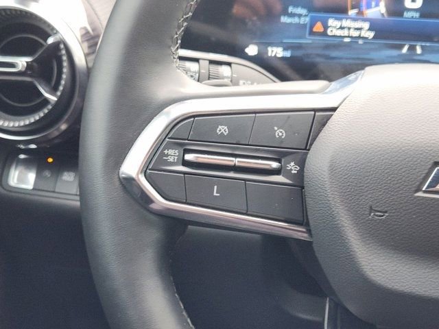 Used 2025 Chevrolet Equinox LT w/ Safety and Technology Package image 29