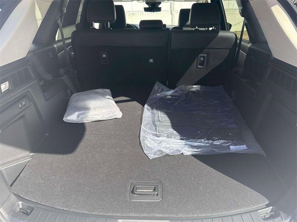 New 2026 MAZDA CX-70 SC Plus AWD/4WD image 16