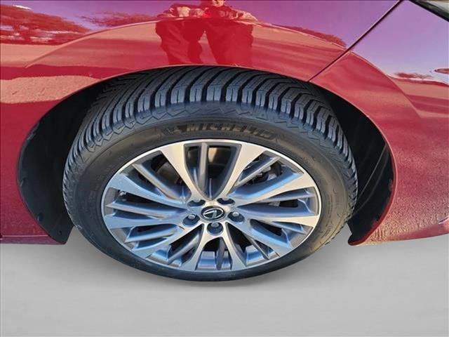 Used 2019 Lexus ES 350 ES 350 Luxury w/ Accessory Package 2 image 10