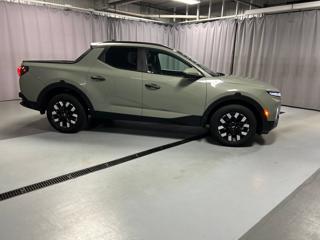 Used 2025 Hyundai Santa Cruz SEL FWD image 8