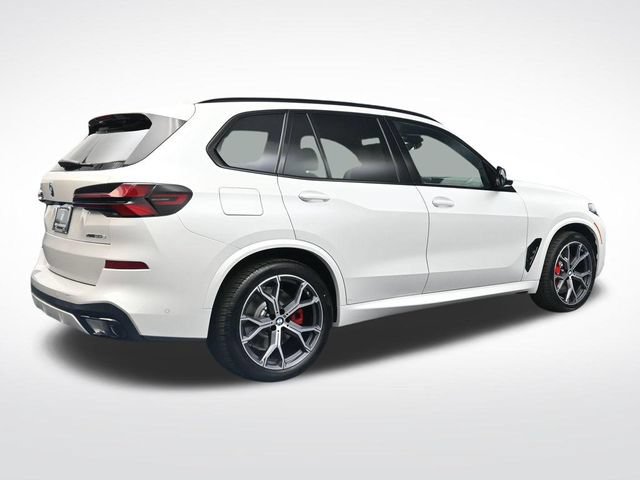 New 2026 BMW X5 xDrive50e w/ M Sport Package AWD/4WD image 4