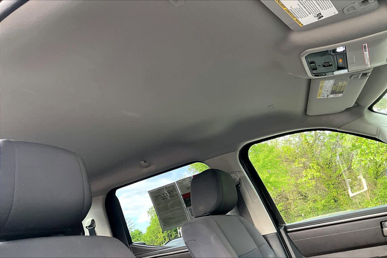 Used 2023 Toyota Tundra SR5 w/ SR5 Convenience Package AWD/4WD image 15