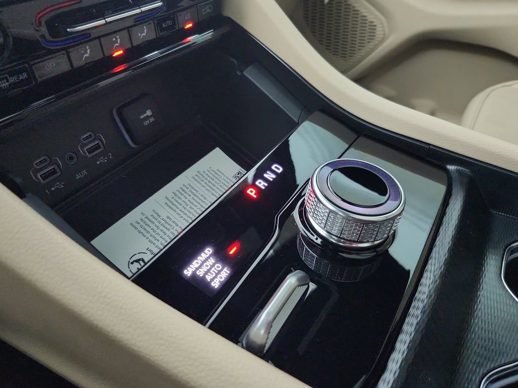 New 2025 Jeep Grand Cherokee L Limited w/ Luxury Tech Group II image 29