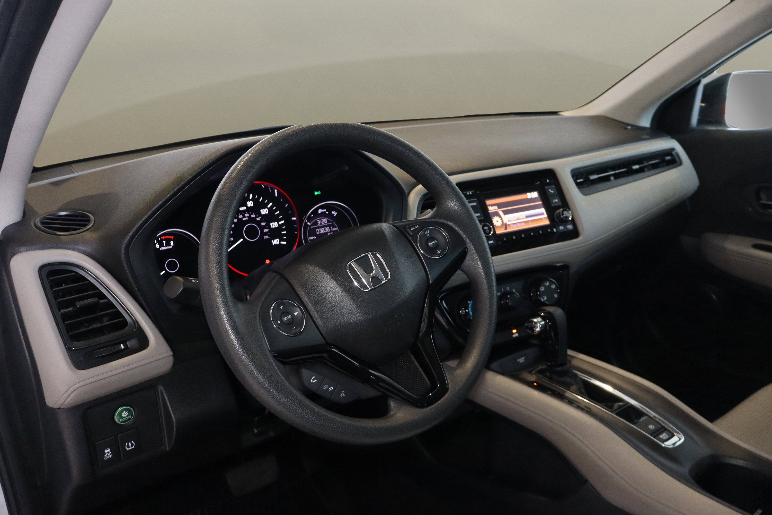 Used 2022 Honda HR-V LX image 7