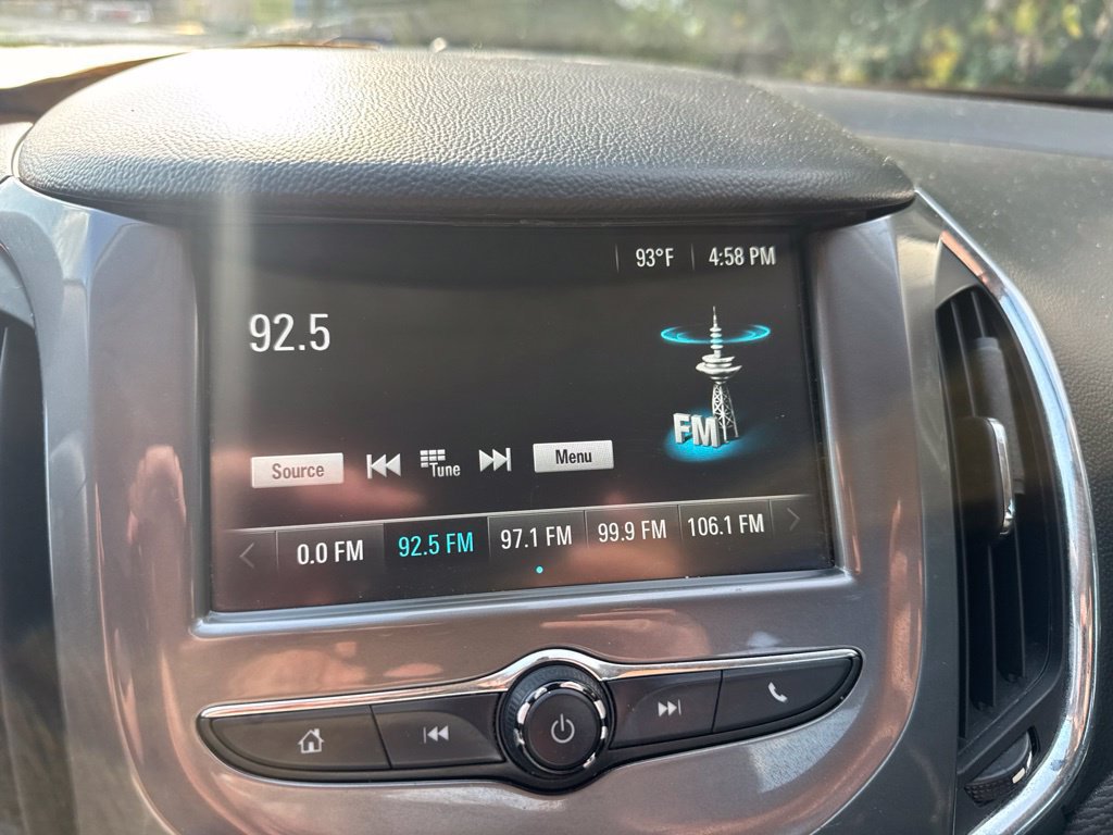 Certified 2018 Chevrolet Cruze LT FWD image 23