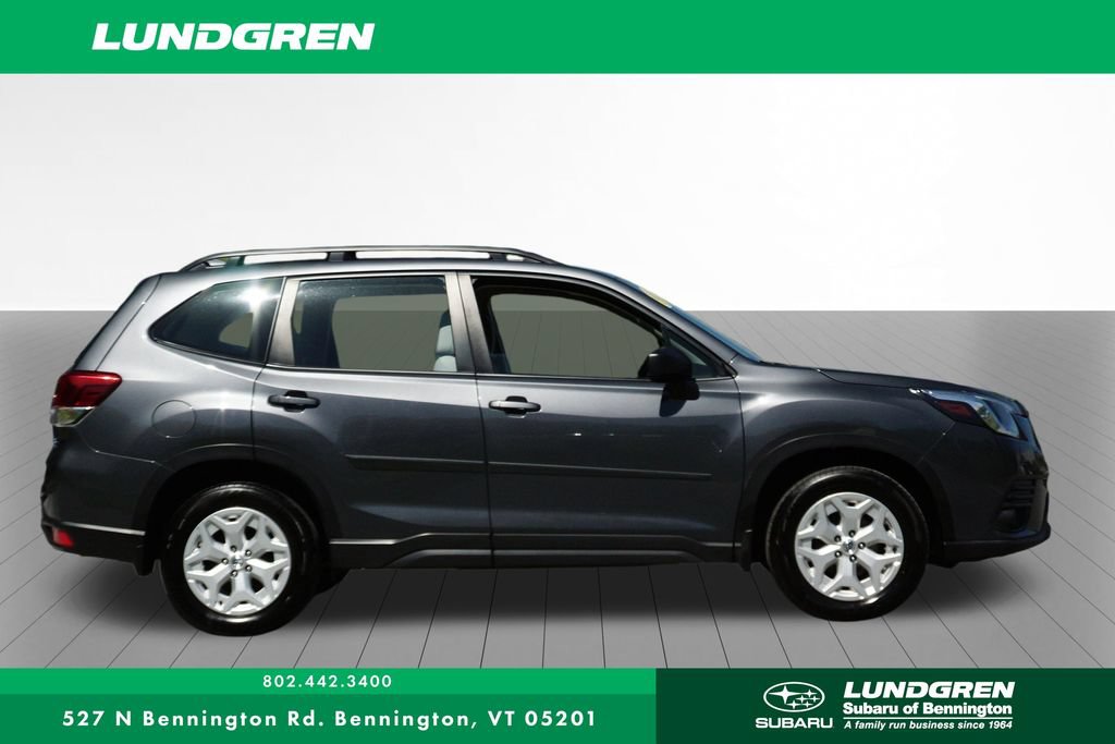 Used 2022 Subaru Forester AWD/4WD image 2