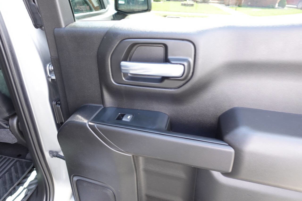 Used 2023 GMC Sierra 1500 Pro w/ Graphite Edition AWD/4WD image 28