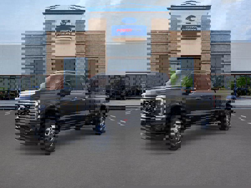 New 2026 Ford F450 Platinum image 2