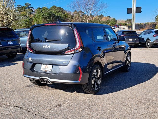 Used 2023 Kia Soul GT-Line w/ GT-Line Technology Package image 5