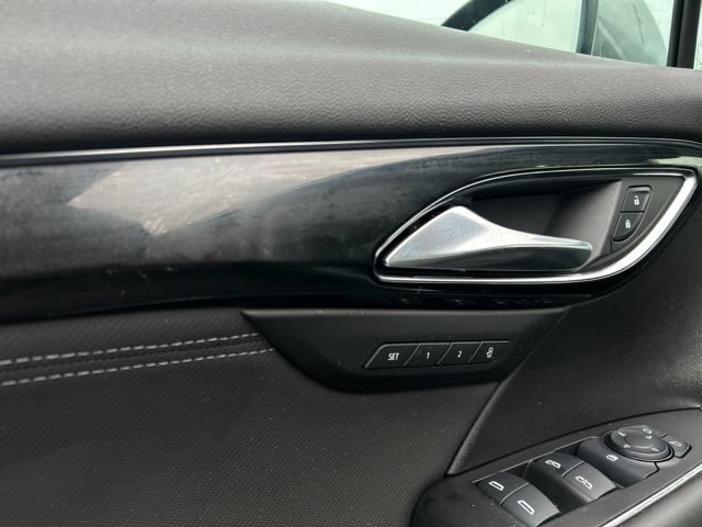 Certified 2024 Buick Envision Preferred AWD/4WD image 28