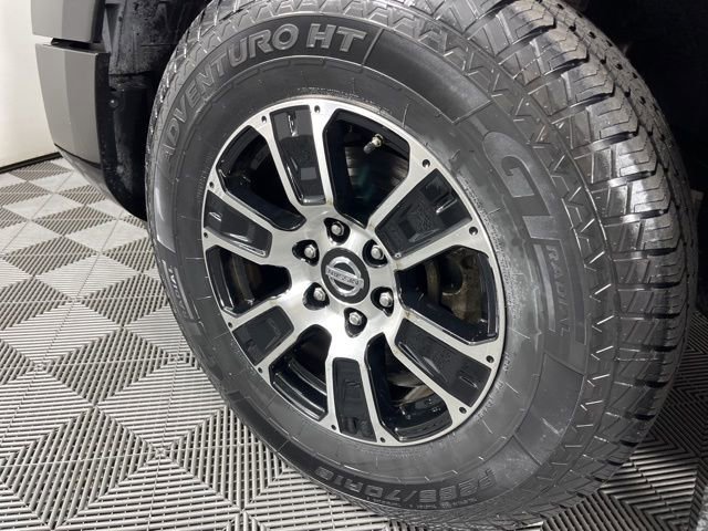 Used 2022 Nissan Titan SV w/ SV Convenience Package AWD/4WD image 14
