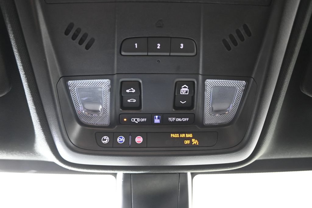 Certified 2025 Cadillac XT5 Sportv w/ Technology Package AWD/4WD image 34