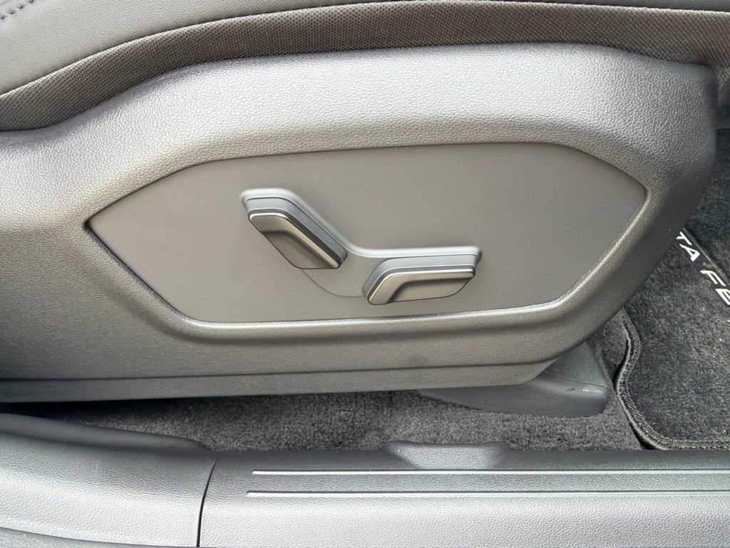 Used 2026 Hyundai Santa Fe Calligraphy AWD/4WD image 15