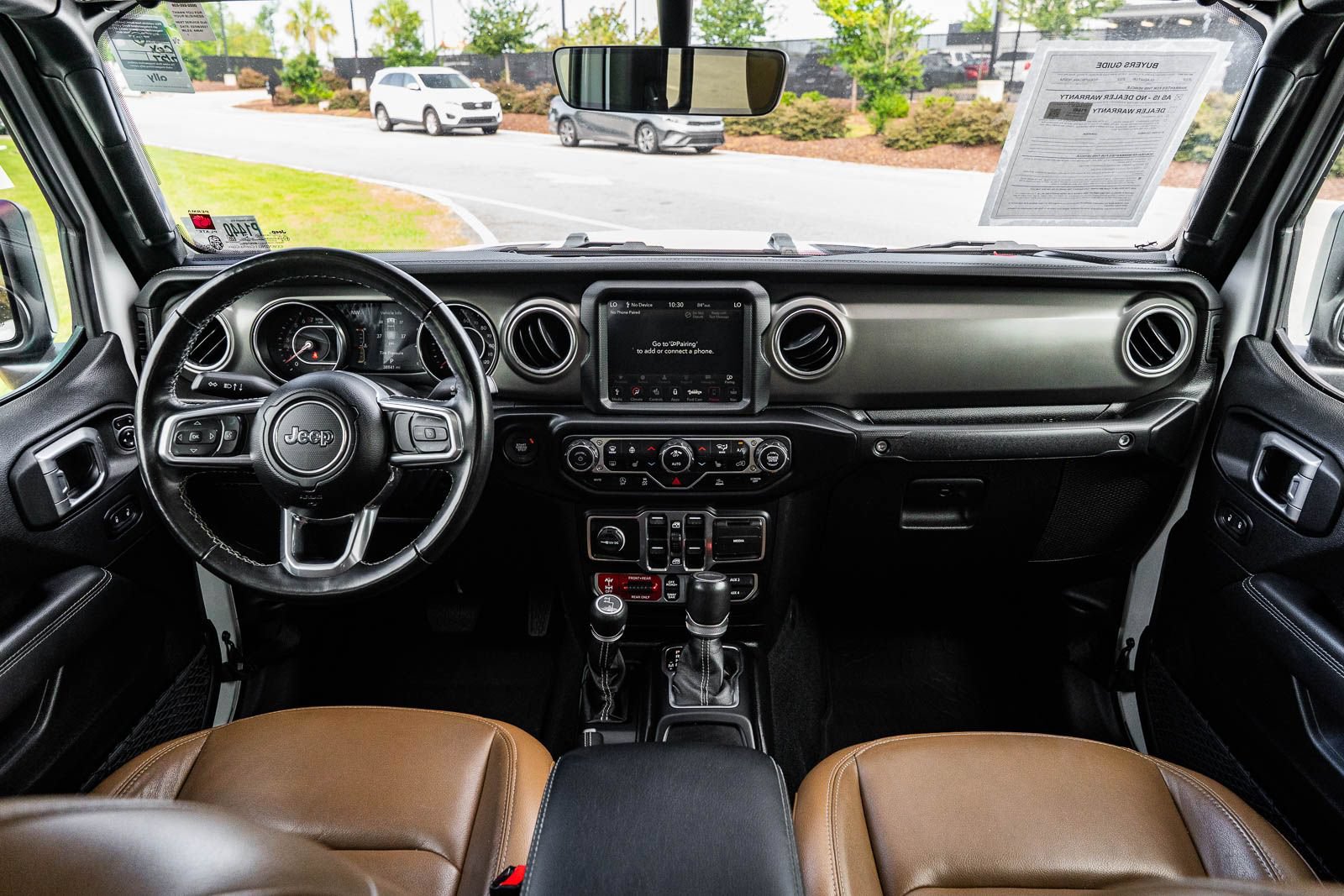 Used 2022 Jeep Gladiator Rubicon w/ LED Lighting Group AWD/4WD image 22
