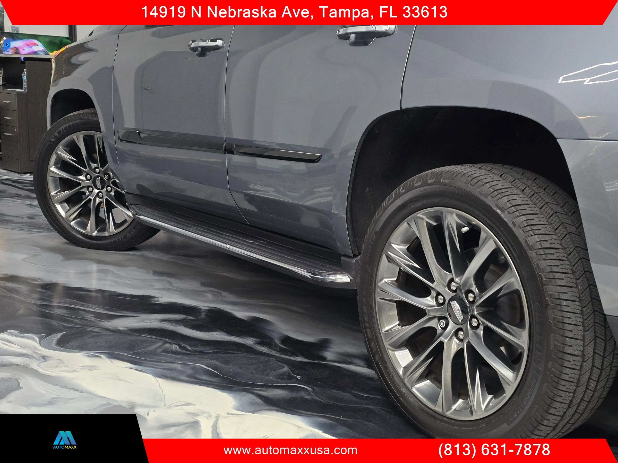 Used 2019 Cadillac Escalade Luxury w/ Escalade Sport Edition image 5