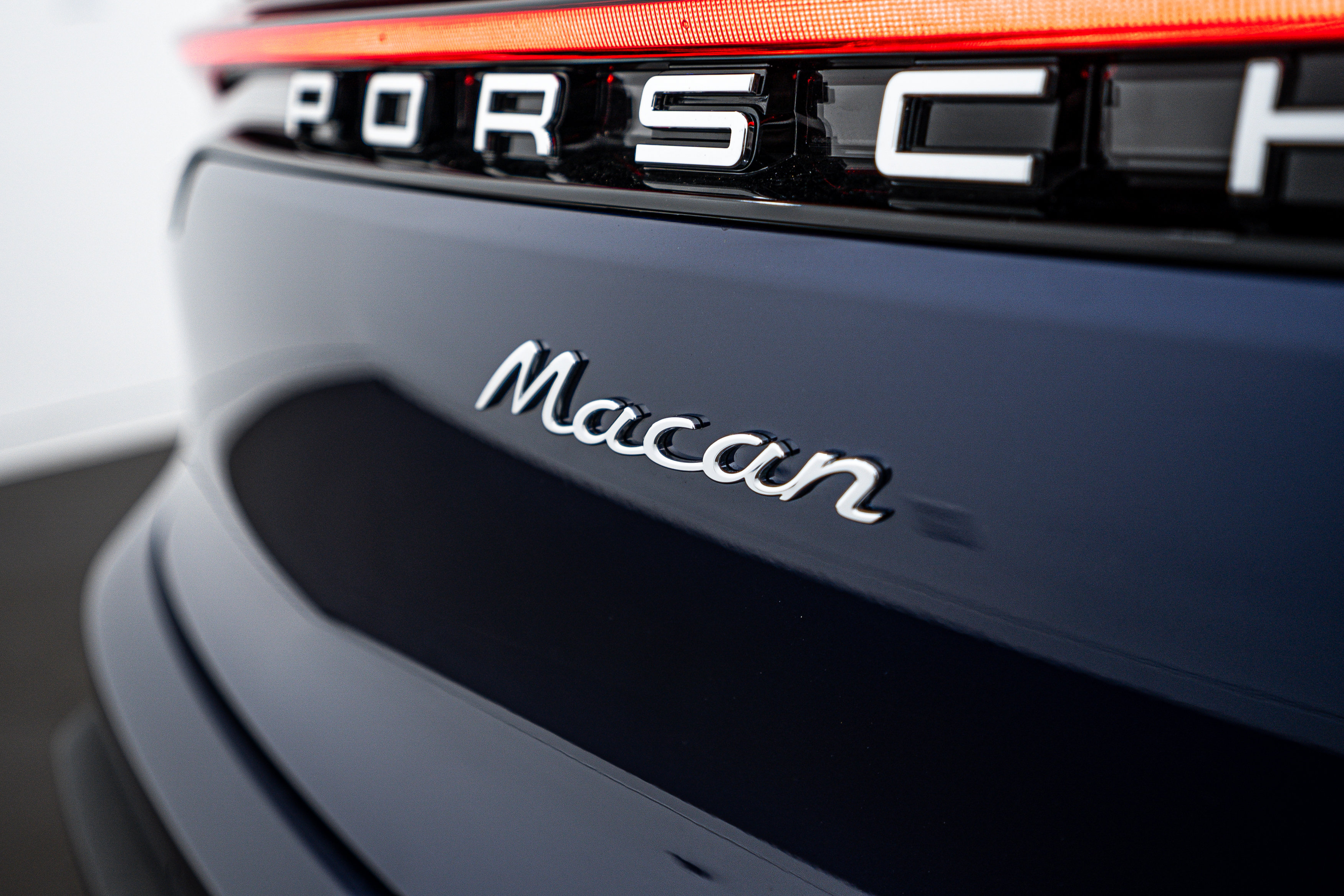 New 2025 Porsche Macan image 23