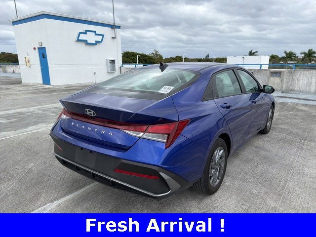 Used 2024 Hyundai Elantra SEL image 15