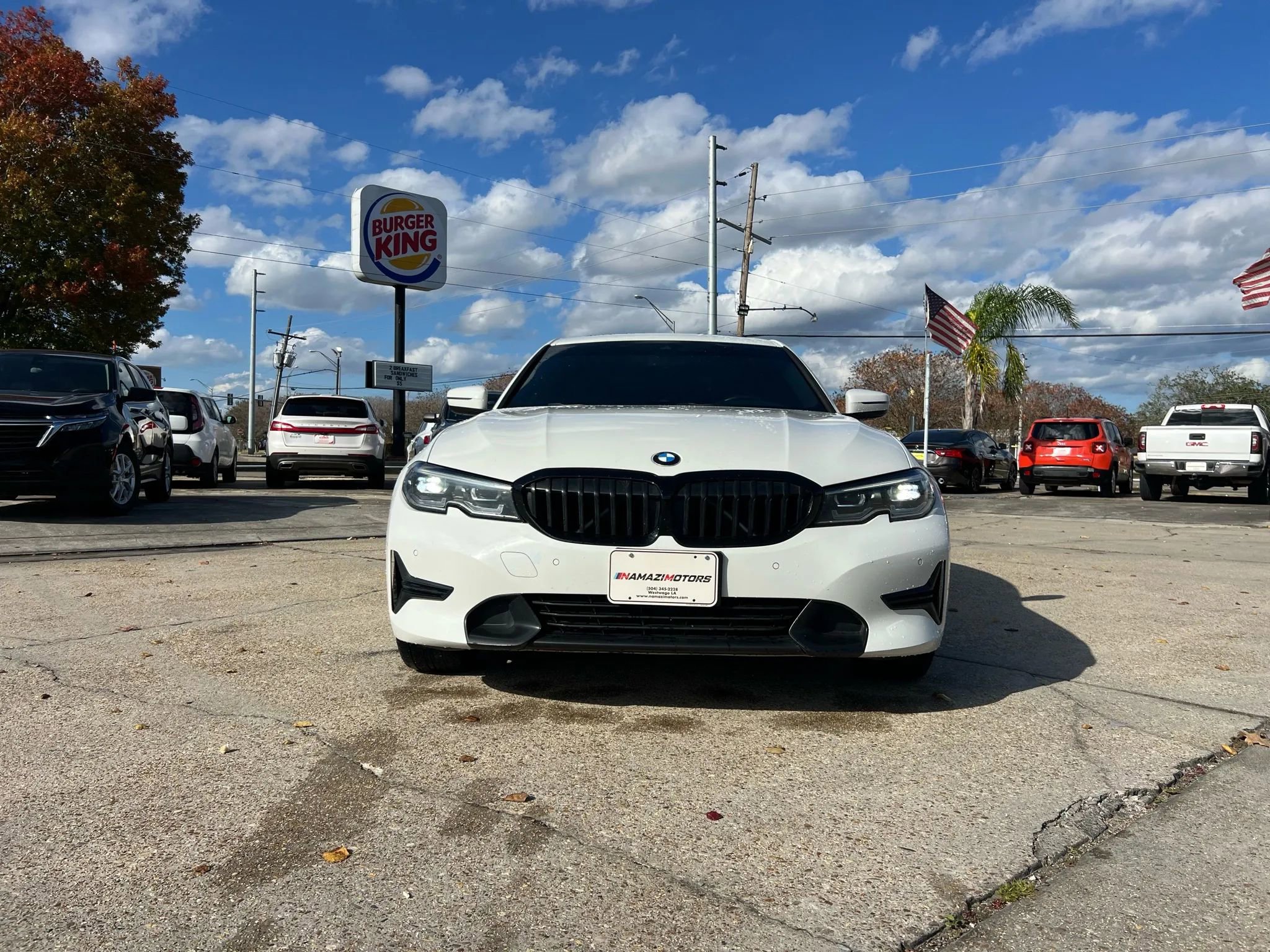 Used 2020 BMW 330i xDrive Sedan w/ Convenience Package AWD/4WD image 2