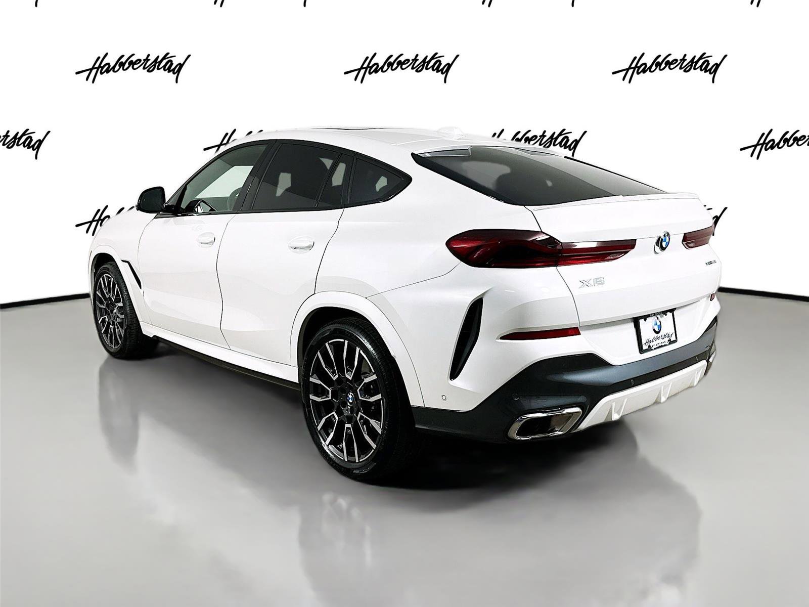 Certified 2024 BMW X6 xDrive40i image 7