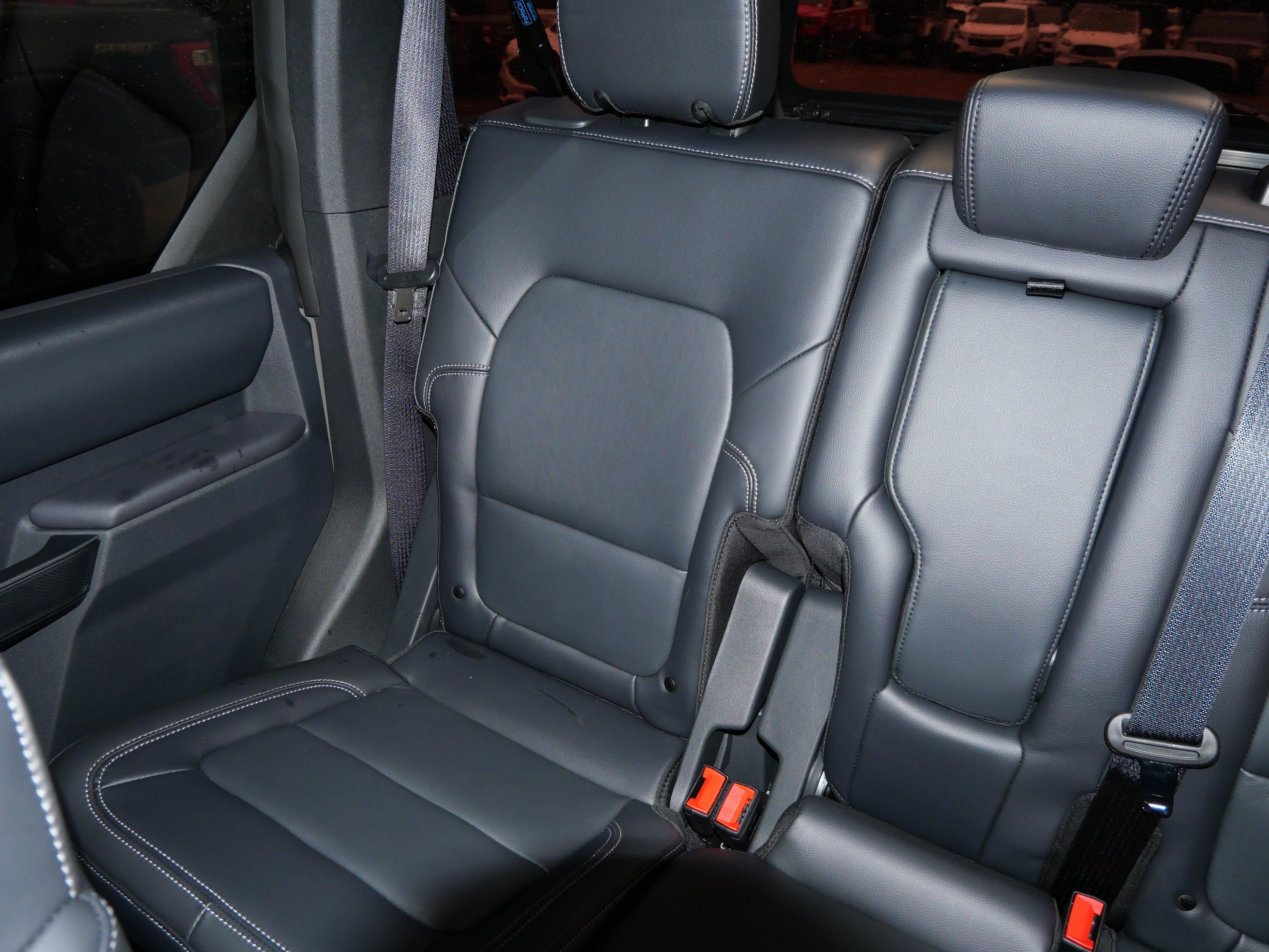 Used 2026 Ford Bronco Outer Banks AWD/4WD image 12