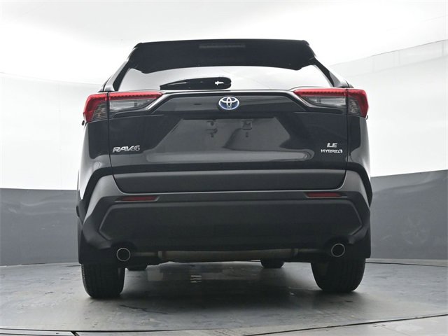Used 2022 Toyota RAV4 LE image 27
