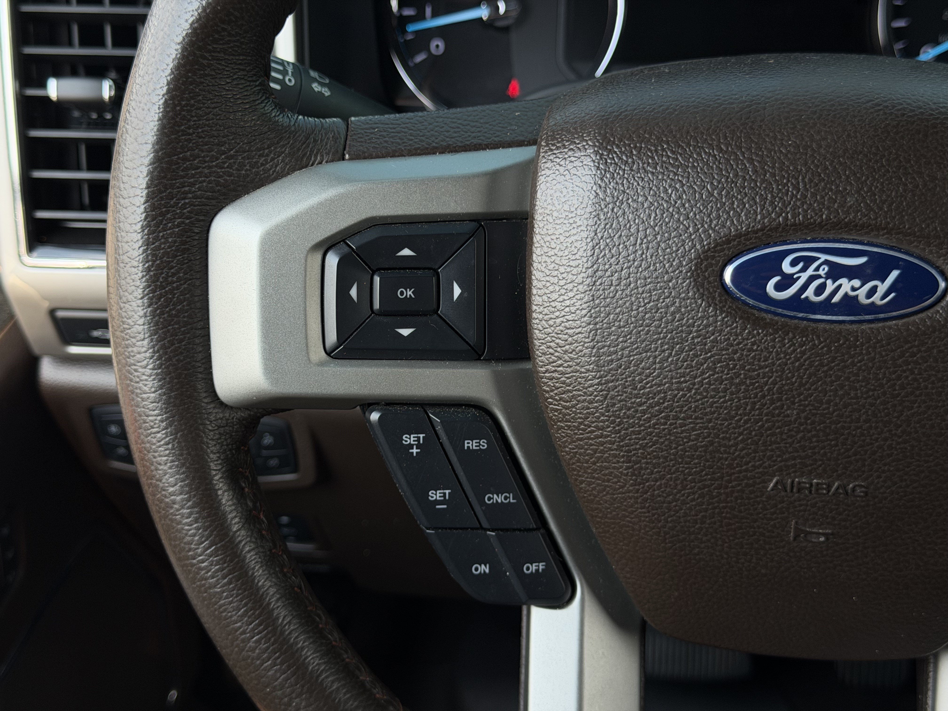 Used 2022 Ford F450 King Ranch w/ King Ranch Ultimate Package AWD/4WD image 18