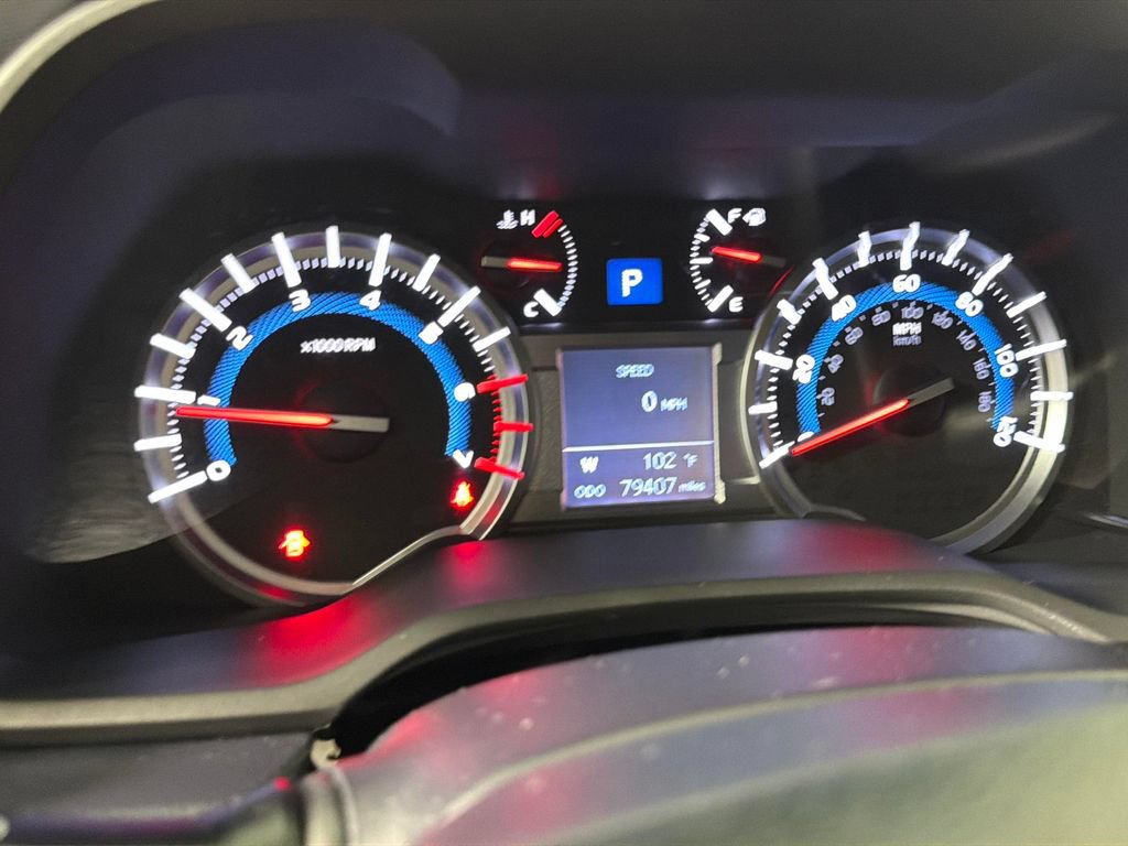 Used 2019 Toyota 4Runner SR5 AWD/4WD image 19