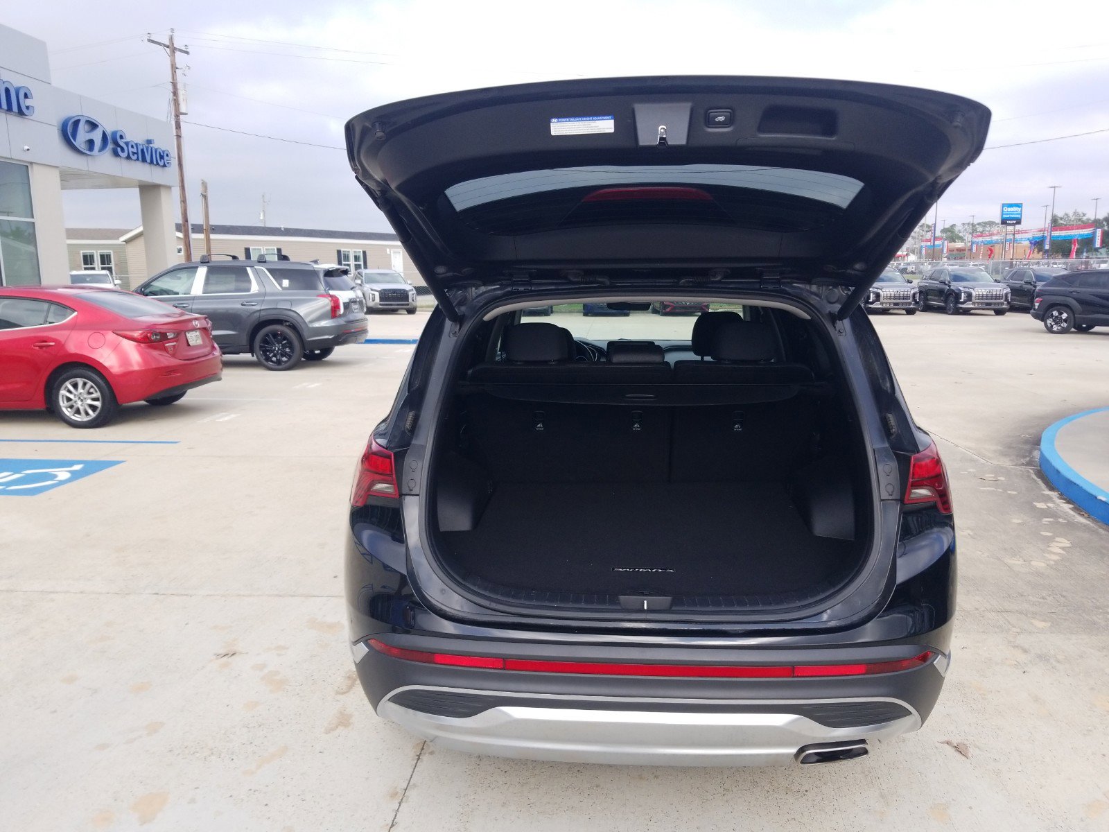 Used 2022 Hyundai Santa Fe SEL w/ Convenience Package image 13