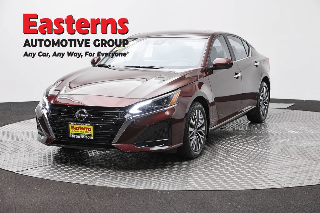Used 2024 Nissan Altima 2.5 SV w/ SV Premium Package