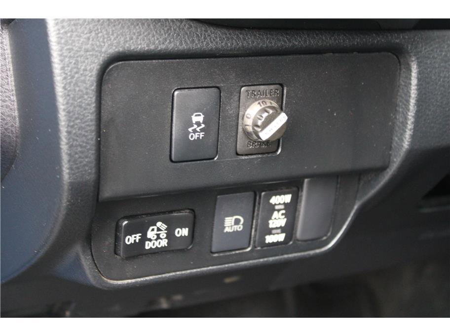 Used 2020 Toyota Tacoma TRD Sport w/ TRD Premium Sport Package image 15