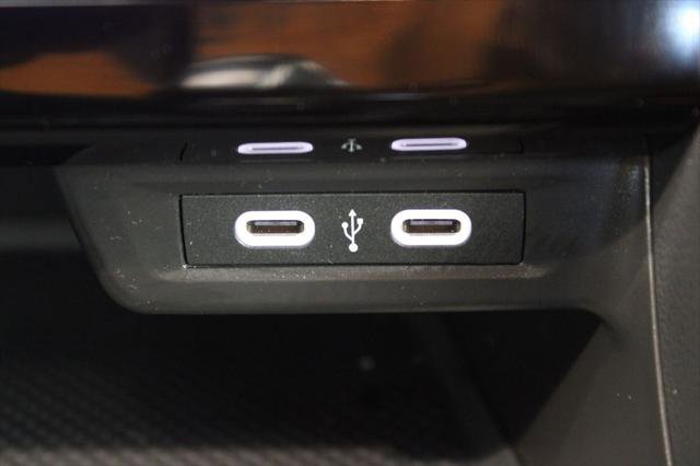 Used 2025 Volkswagen Jetta Sport image 19