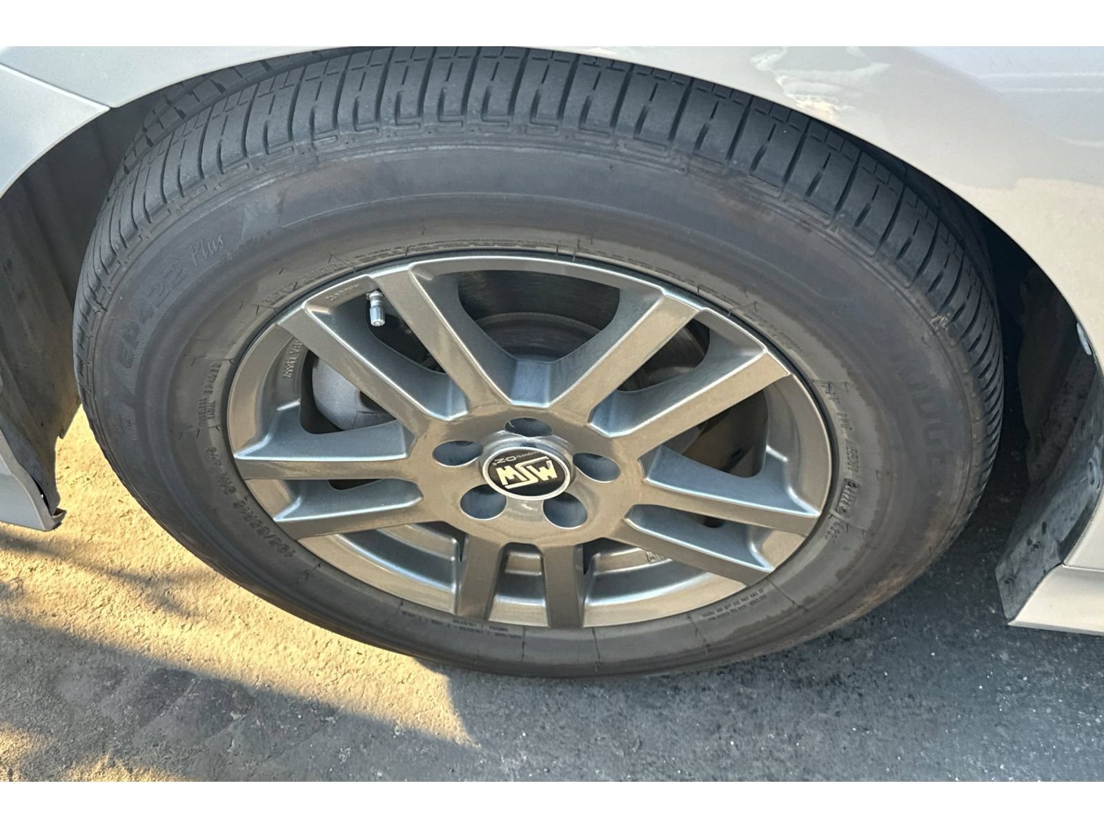 Used 2016 Toyota Prius Two FWD image 4