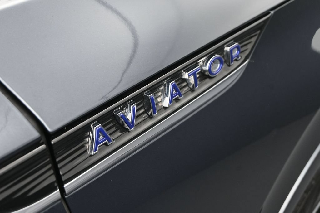 Used 2023 Lincoln Aviator Black Label Grand Touring AWD/4WD image 15