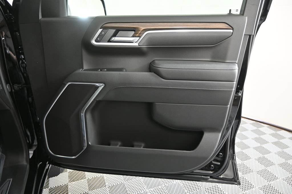 New 2026 Chevrolet Silverado 1500 LT AWD/4WD image 13