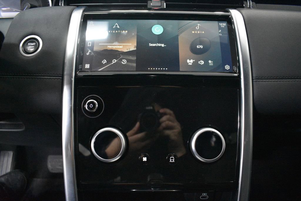 Used 2022 Land Rover Discovery Sport S image 18