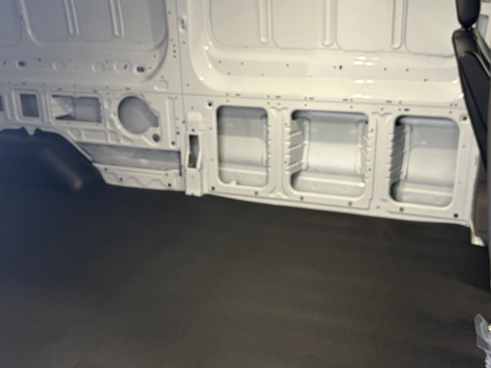 Used 2025 Ford Transit 150 Low Roof AWD image 32