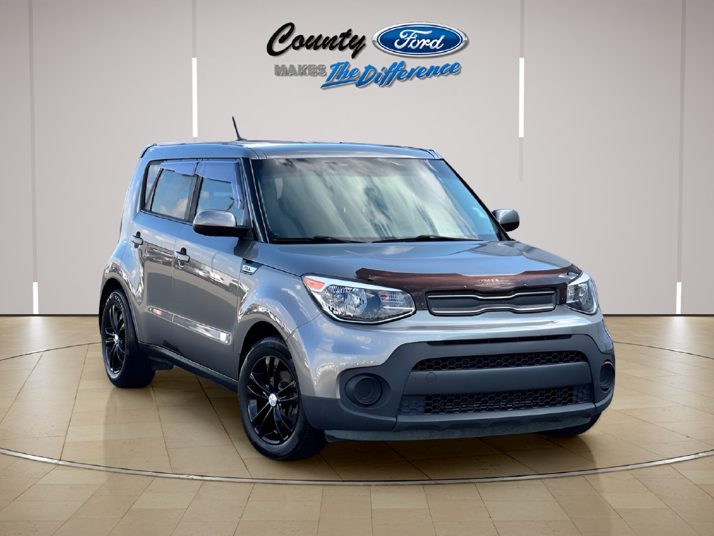 Used 2019 Kia Soul FWD image 1