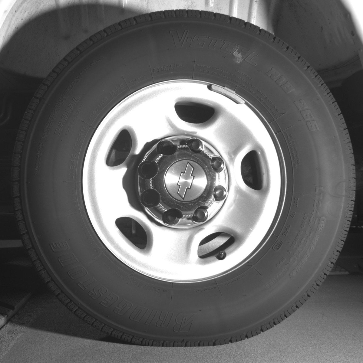 Used 2025 Chevrolet Express 3500 LT w/ LT Preferred Equipment Group image 14