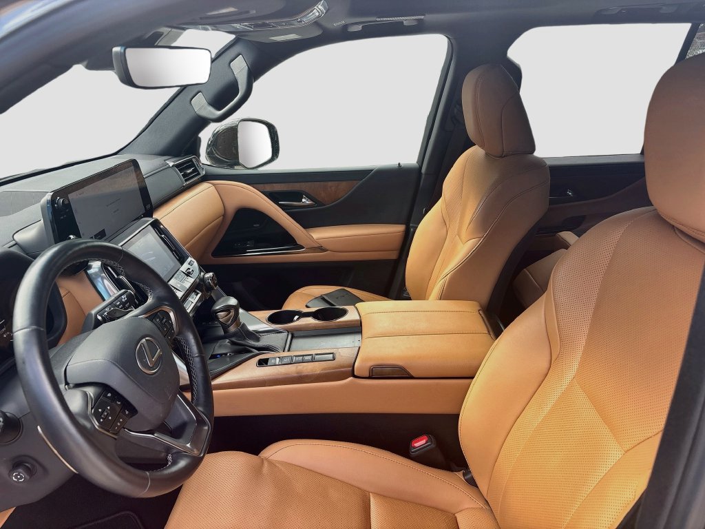 Used 2024 Lexus LX 600 4WD w/ Appearance Package image 22