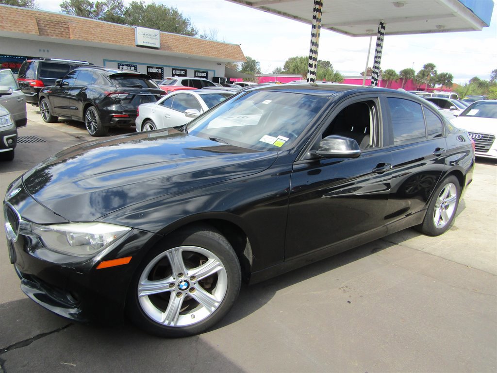 Used 2013 BMW 328i xDrive Sedan image 1