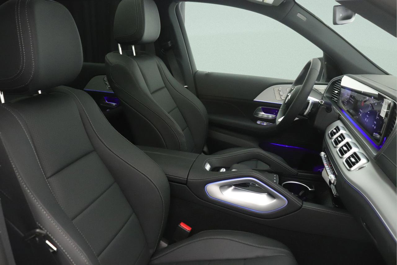 New 2026 Mercedes-Benz GLS 450 4MATIC image 11