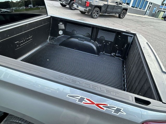 Used 2026 Chevrolet Silverado 1500 RST AWD/4WD image 12