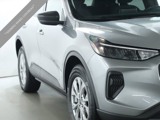 Used 2023 Ford Escape Active image 5
