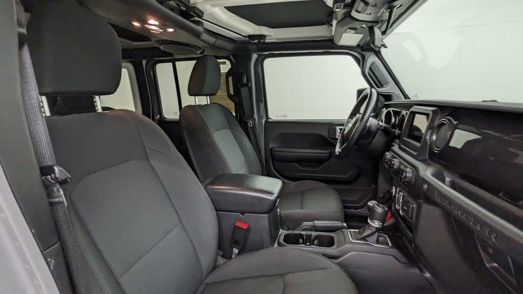 Used 2021 Jeep Wrangler Unlimited Sport image 37