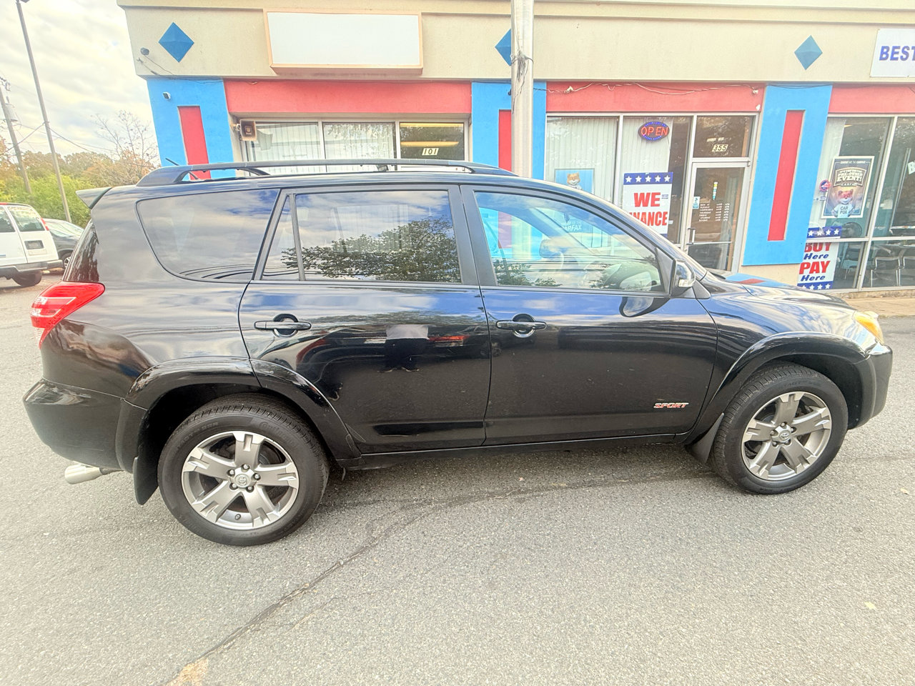 Used 2010 Toyota RAV4 Sport image 9